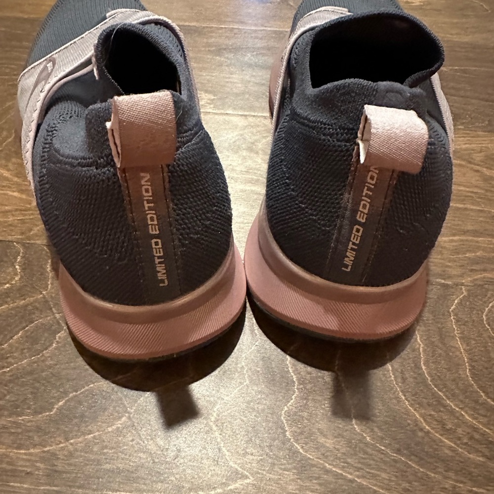 Brooks Levitate slip-on shoes - Picture 2 of 6